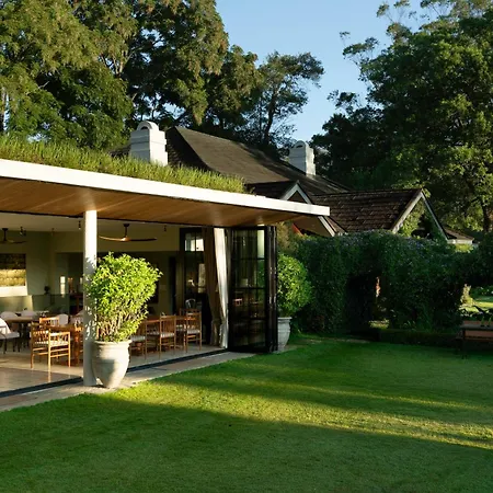 Stafford Bungalow - Exclusive Luxury Within A Private Tea Estate-3